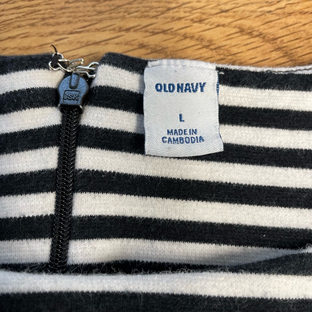 Old Navy Black and White Striped Top